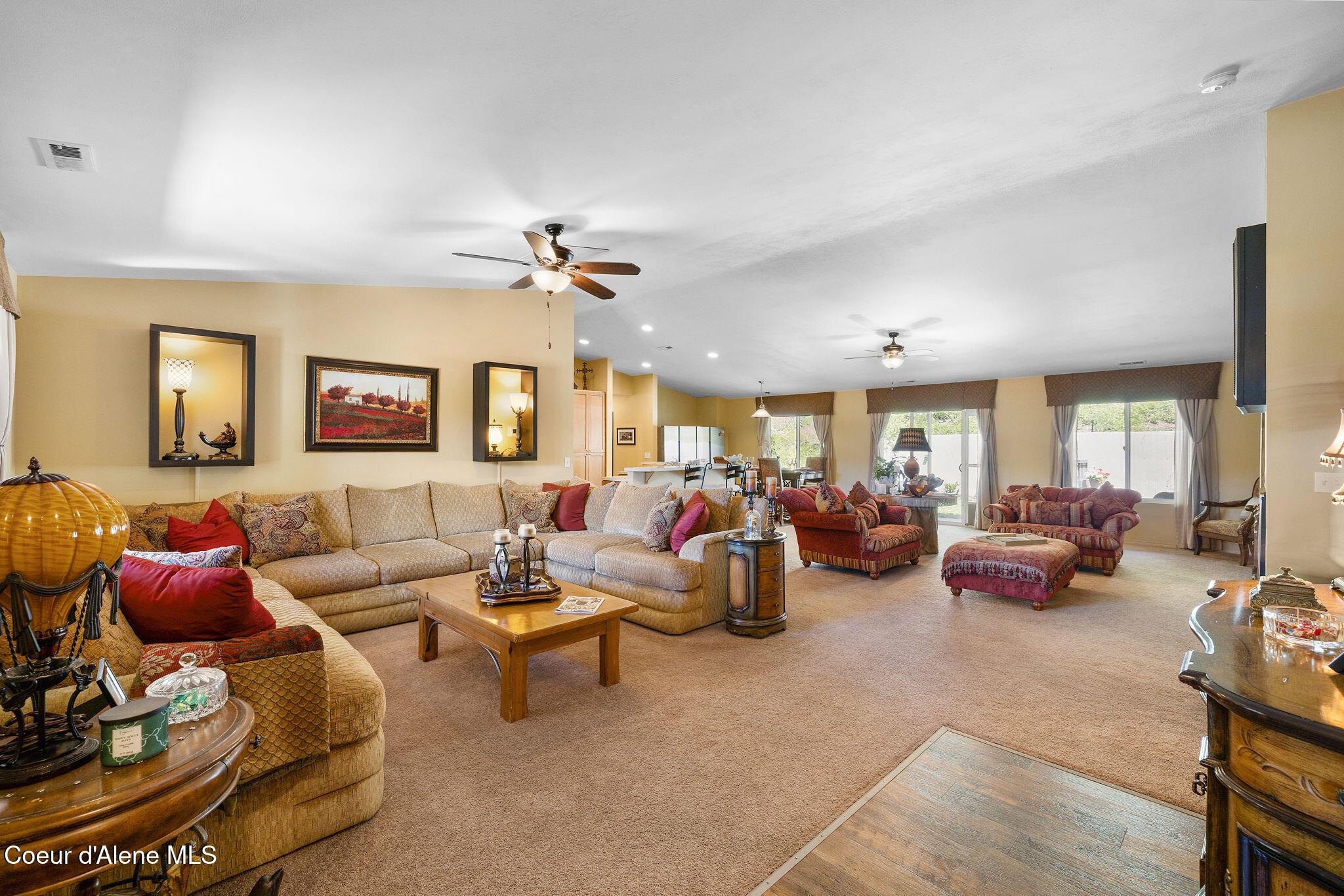 Image 3: Great Room