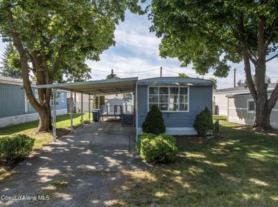 532 W MYRIAH LOOP