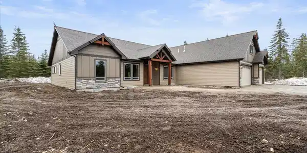 Image 2: Front of home