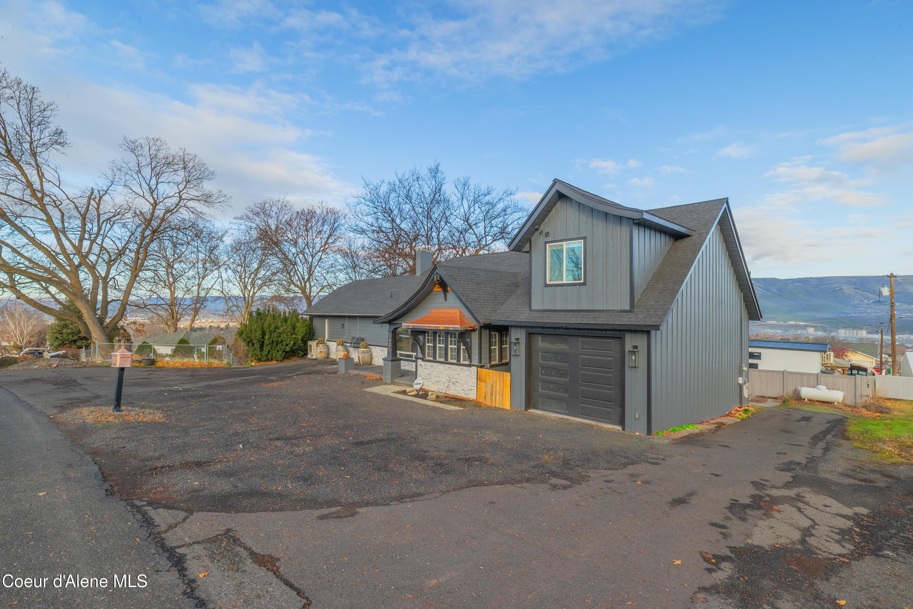 Image 2: AM3I4557-HDR