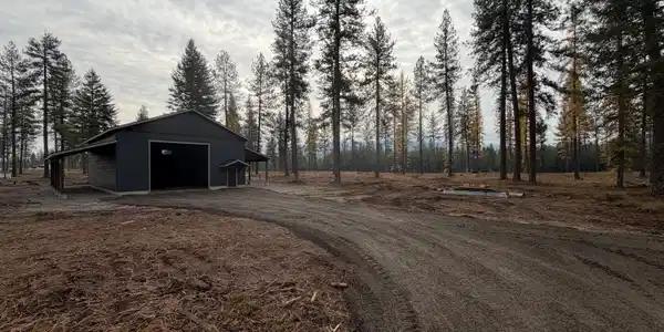 L2 B1 WALLACE LN