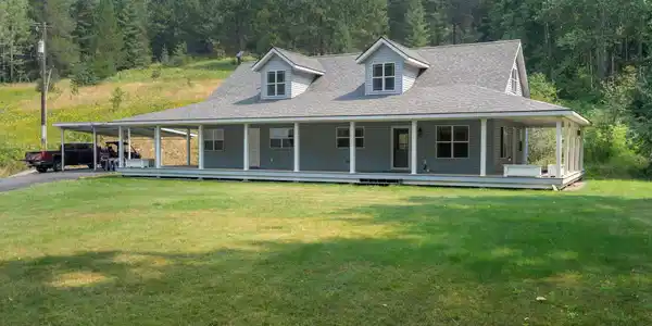 Image 2: 2-web-or-mls-DSC02833
