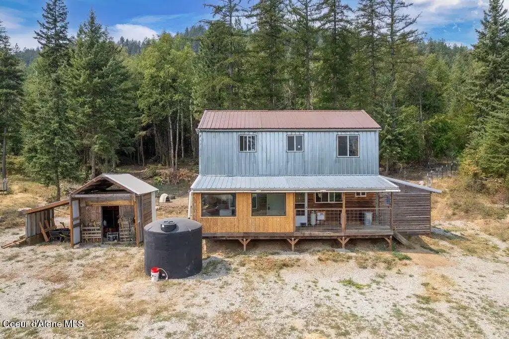 Image 1: 001-1802BarnhartRoad-Careywood-ID-83809-