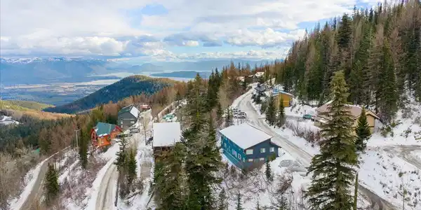 Image 2: Schweitzer Mountain Condo!