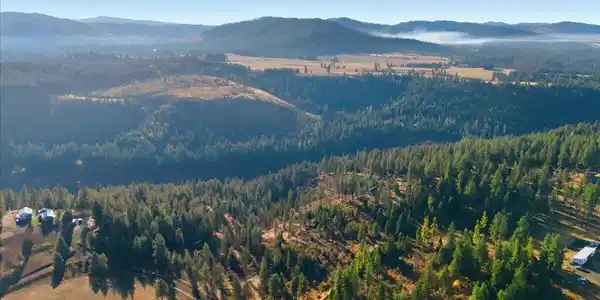 Image 3: 02-Aerial views
