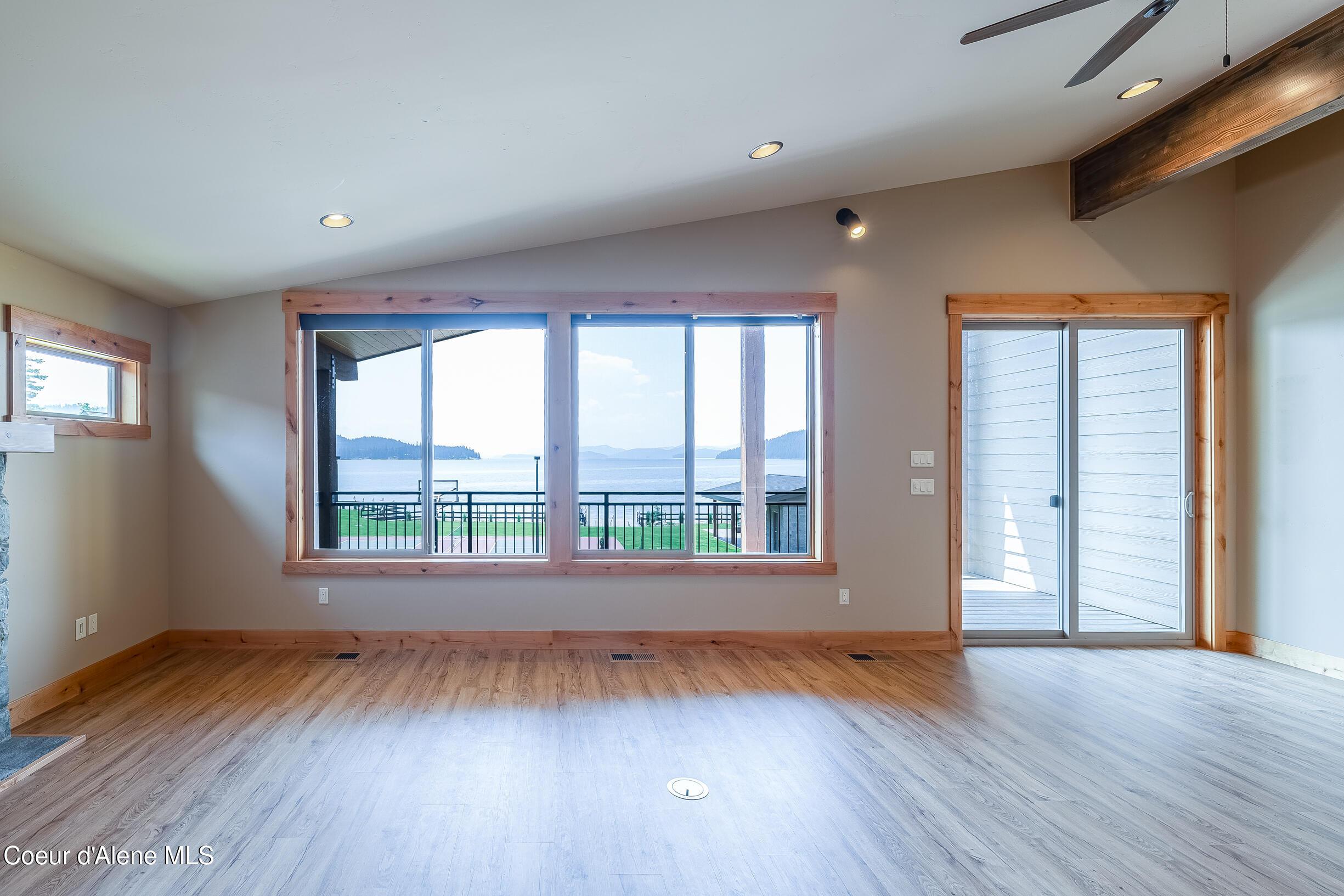 Image 1: Living Room