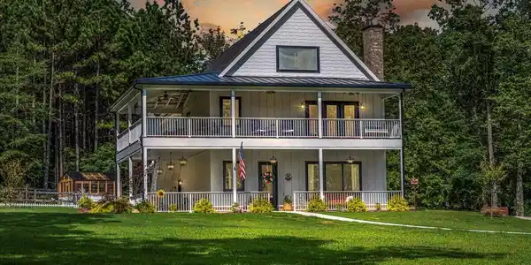 415 River Bluffs Drive