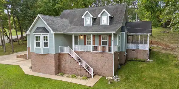 Image 3: 08-129 Dana Ln-2