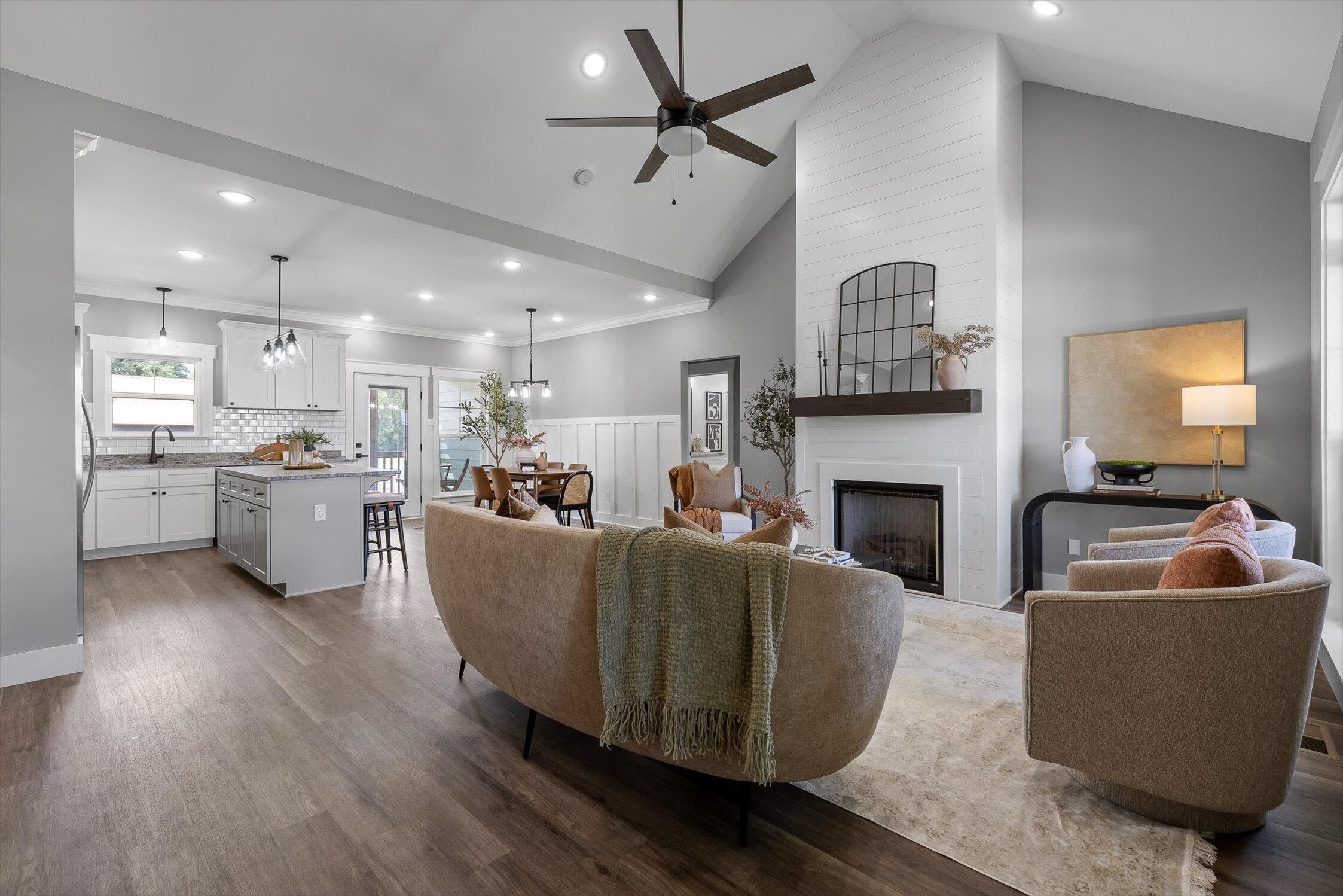 Image 3: 20250815201239353957000000-o