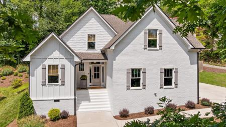 601 West View Road