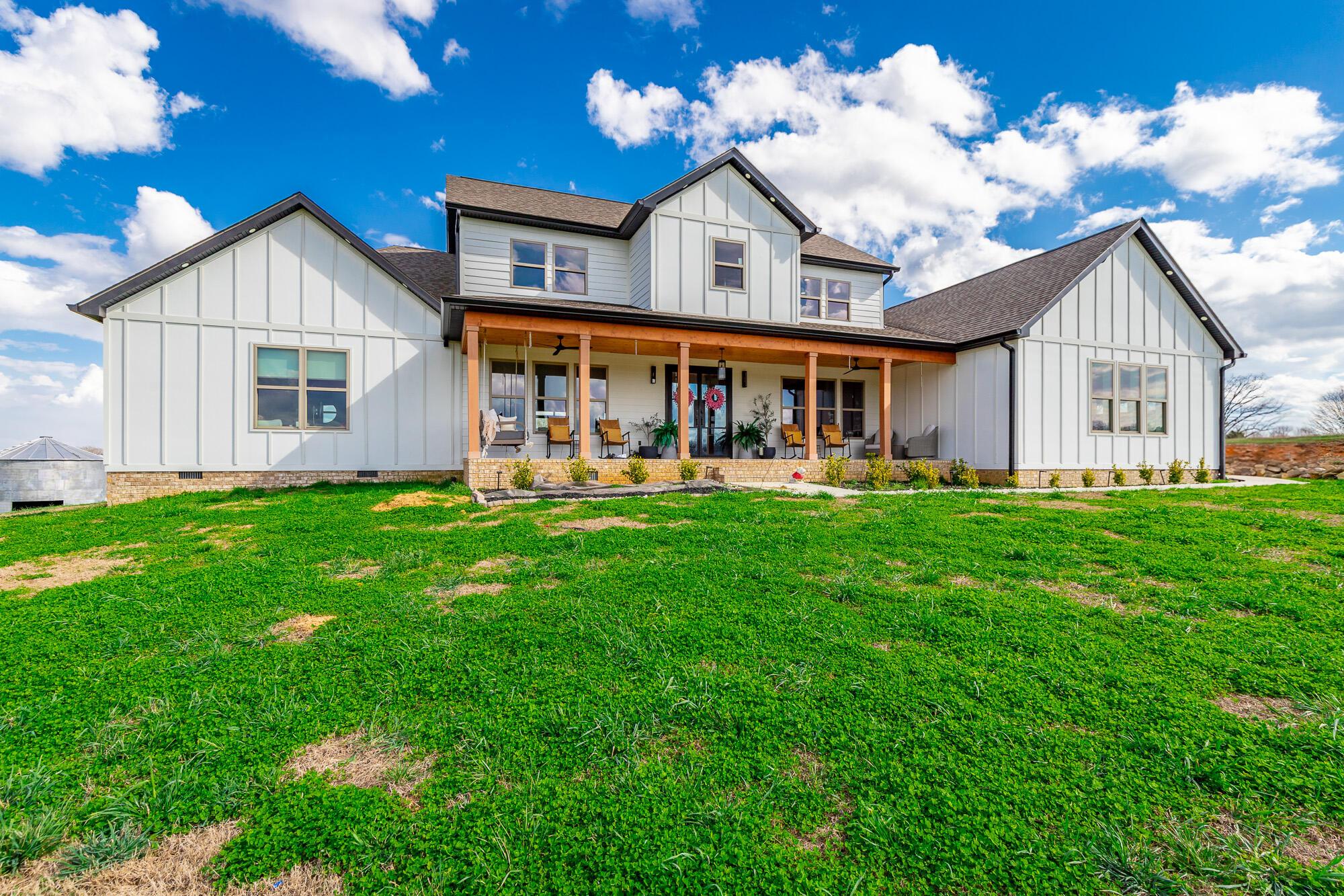 Image 2: 686 Bell Road HD-74