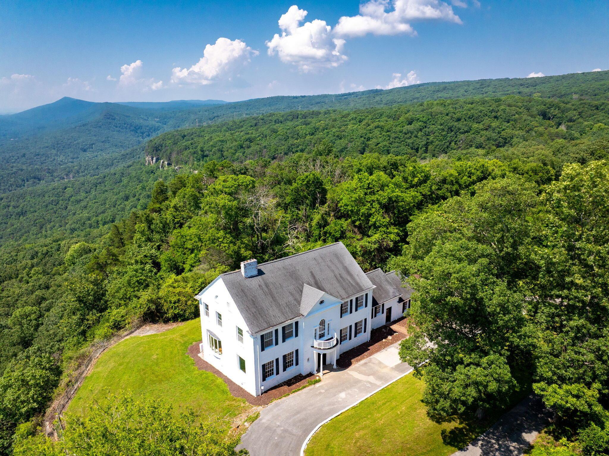 Image 4: 21-web-or-mls-DJI_20250624082646_0554_D-