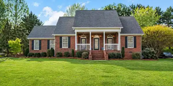 45 Sequoyah Trail