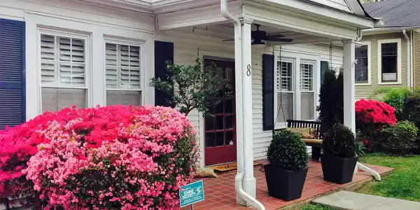 8 Clearview Avenue