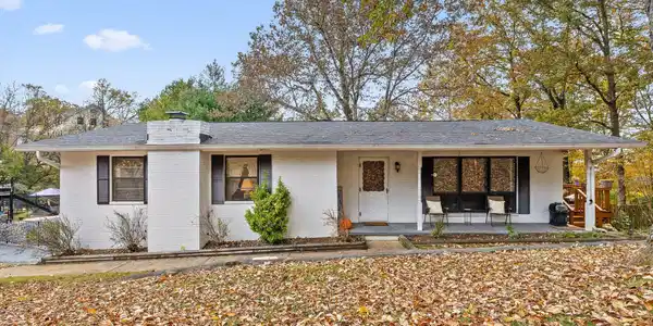 4524 Crestview Dr