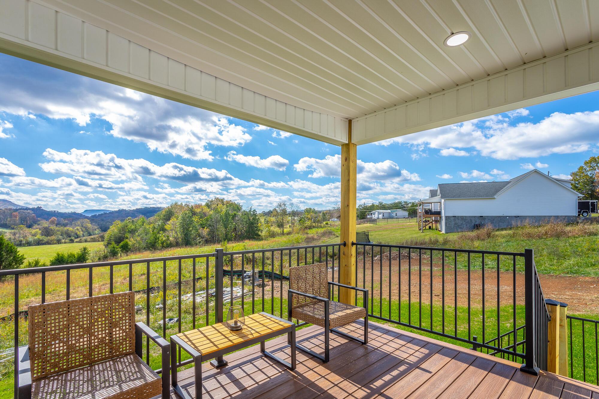 Image 2: Covered Back Deck