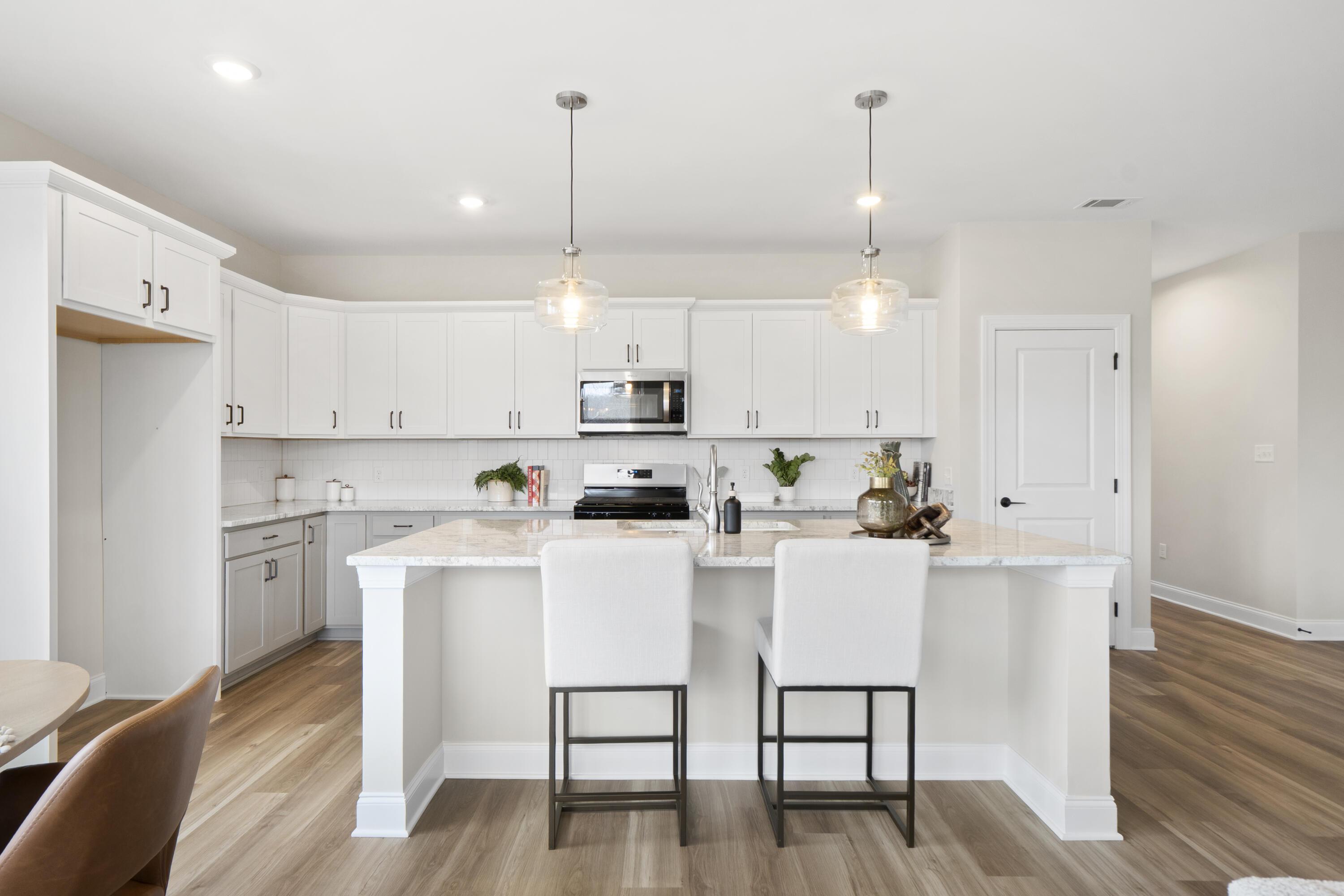 Image 2: Kitchen