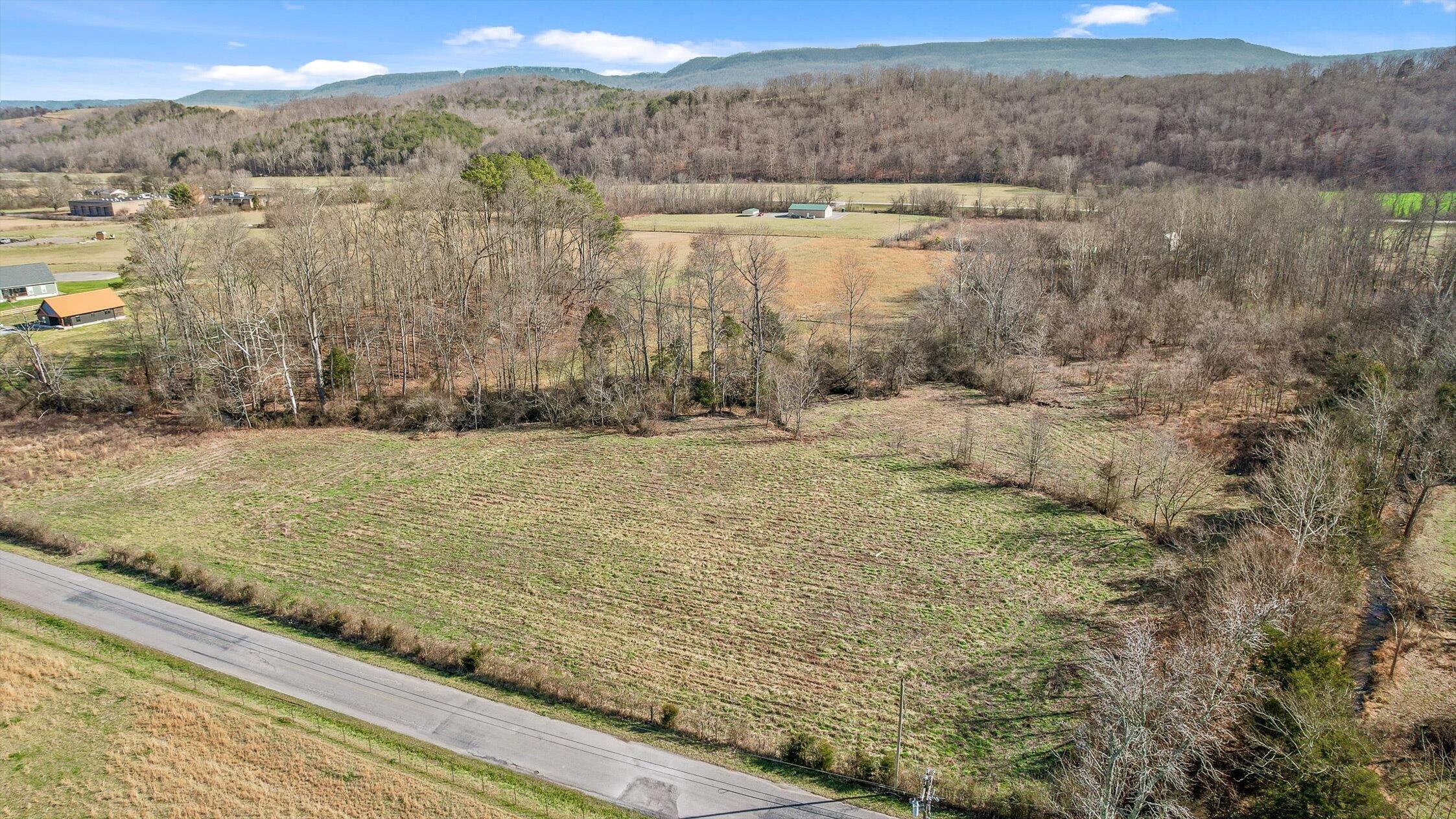 Image 3: 04-Hwy 28-3