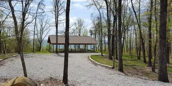 Image 4: BBQ Pavillion