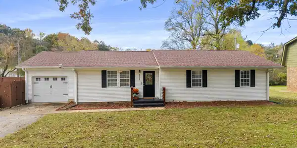 3712 Bennett Road