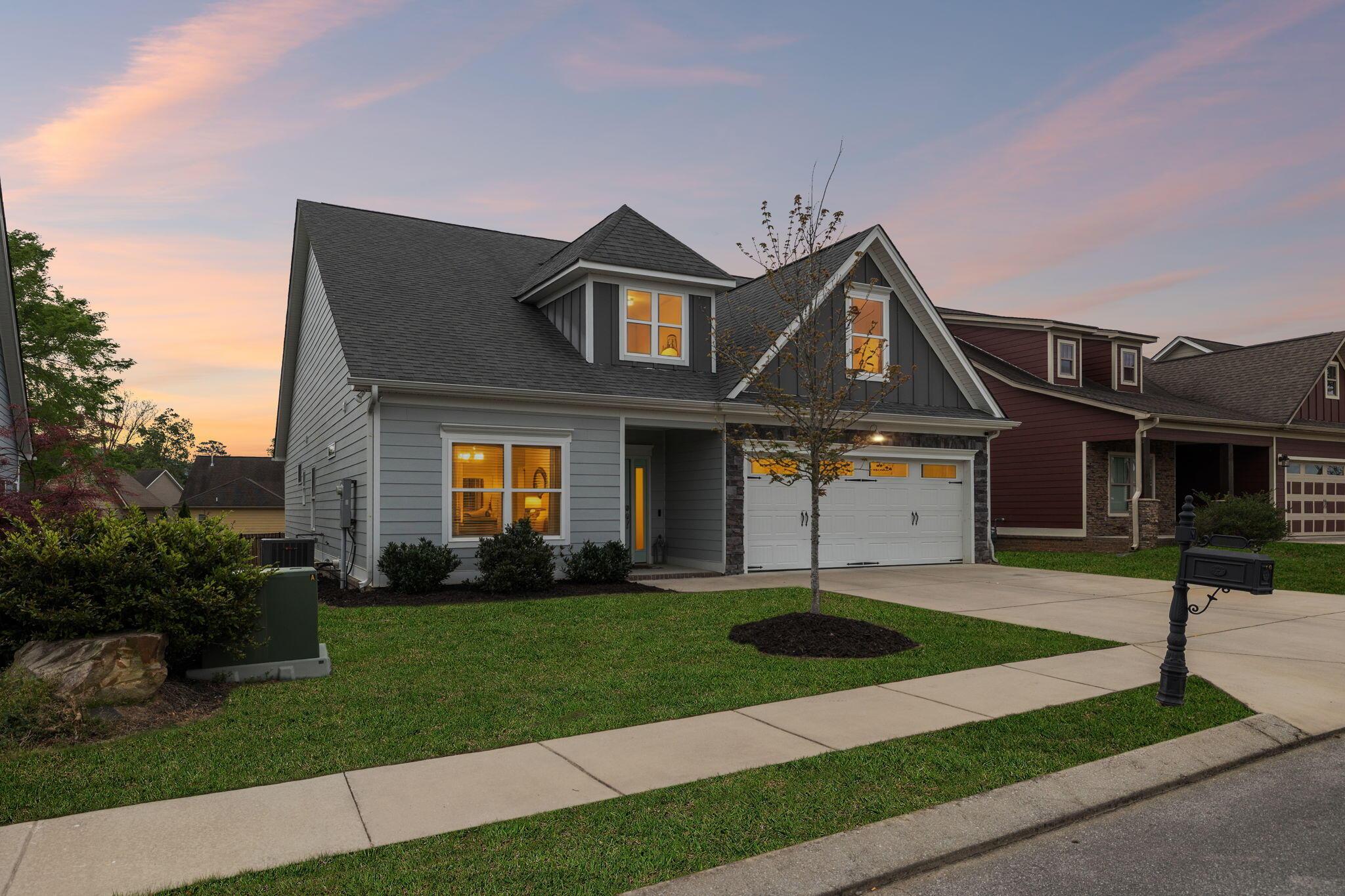 Image 3: 50-8016 Frostwood Ln - VD - 1