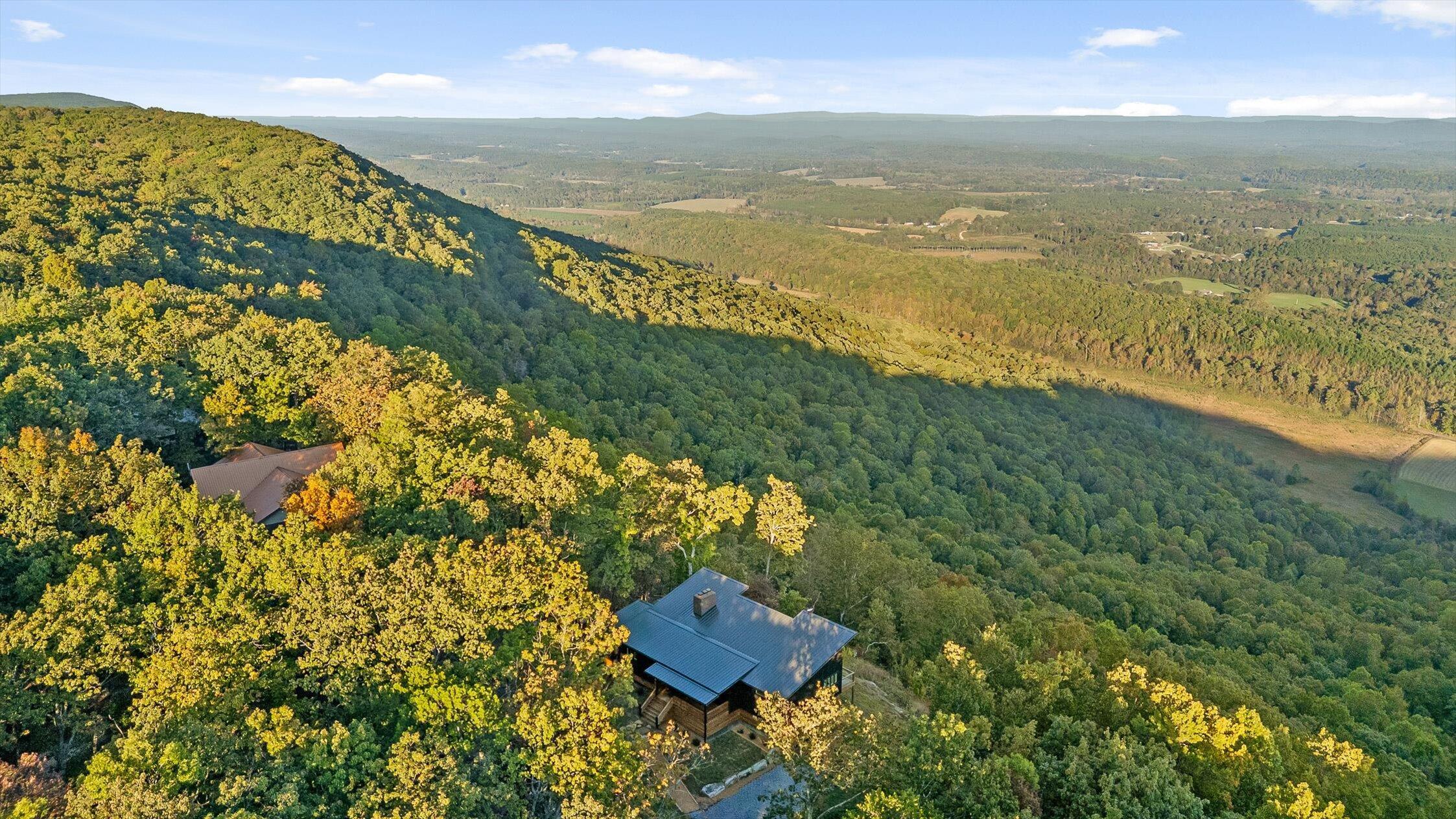 Image 1: 895 Hidden Brow Rd
