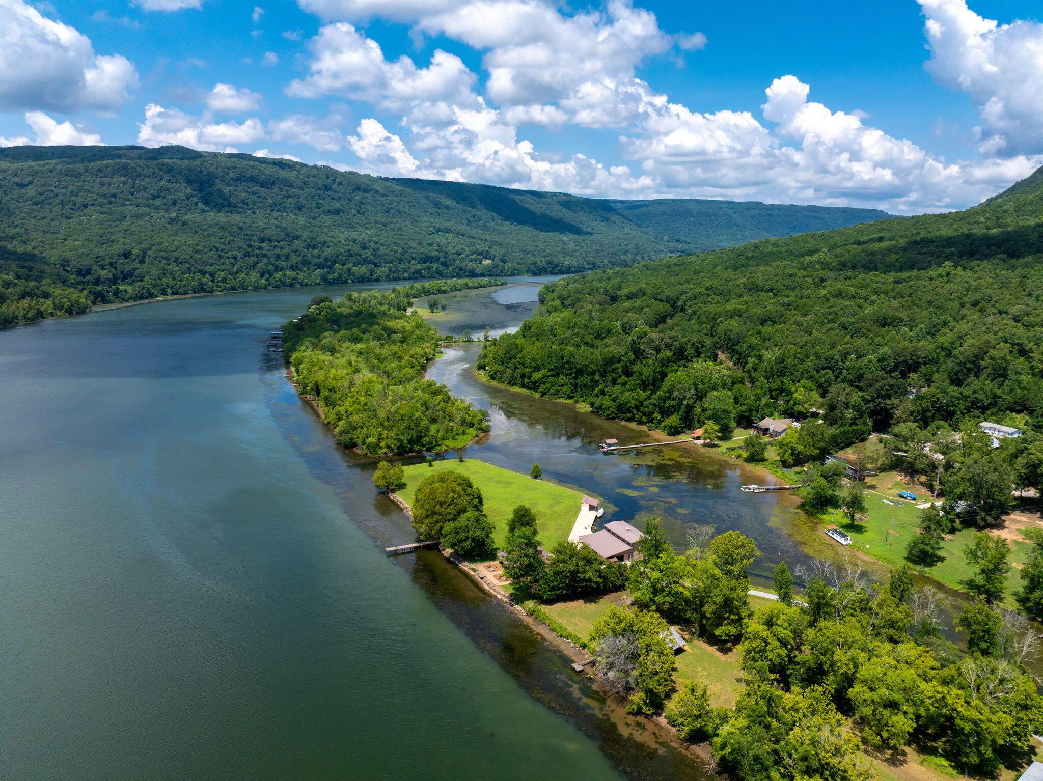 Image 4: 4-web-or-mls-DJI_20250723095629_0112_D-1