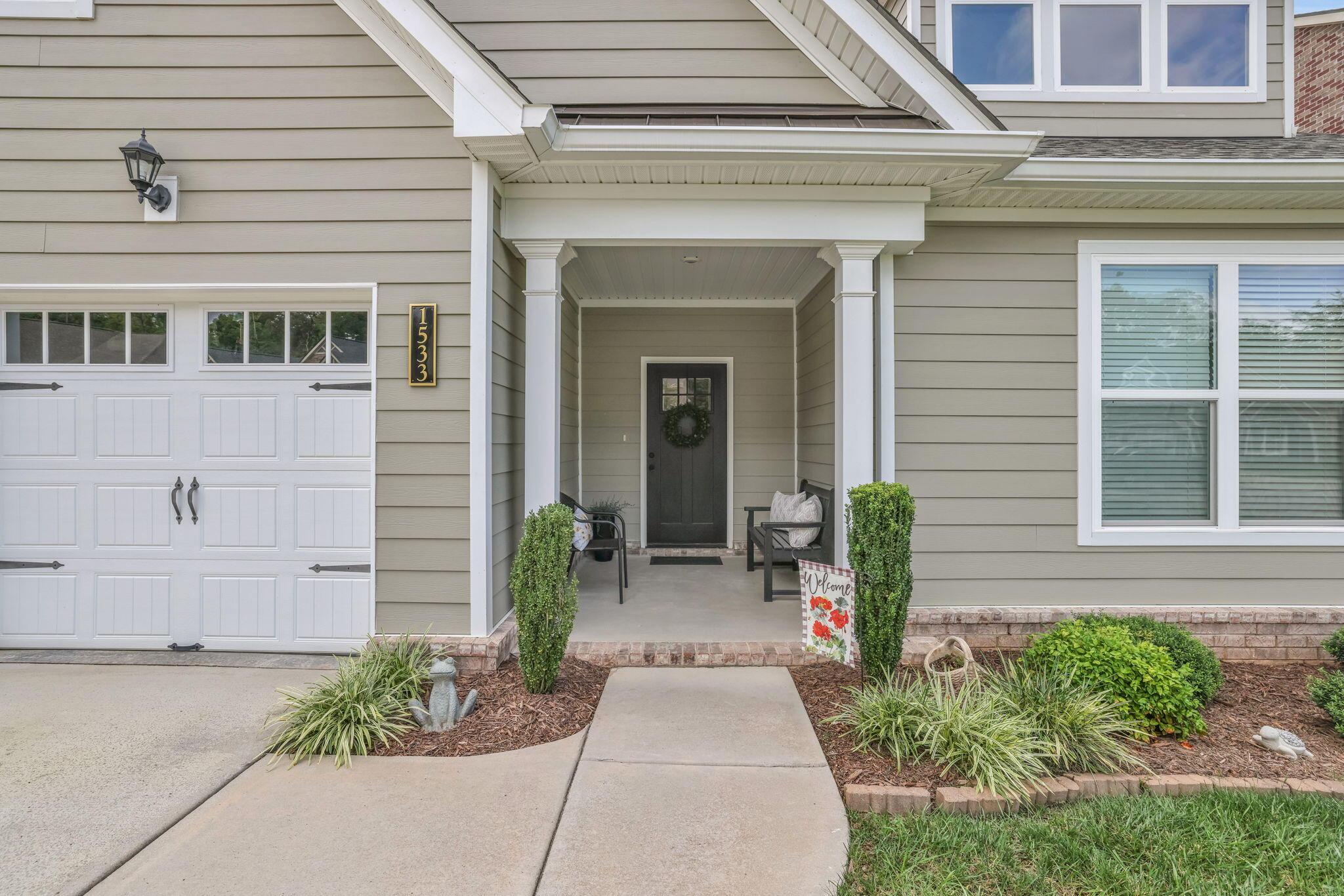 Image 4: 4-web-or-mls-1533-buttonwood-lp