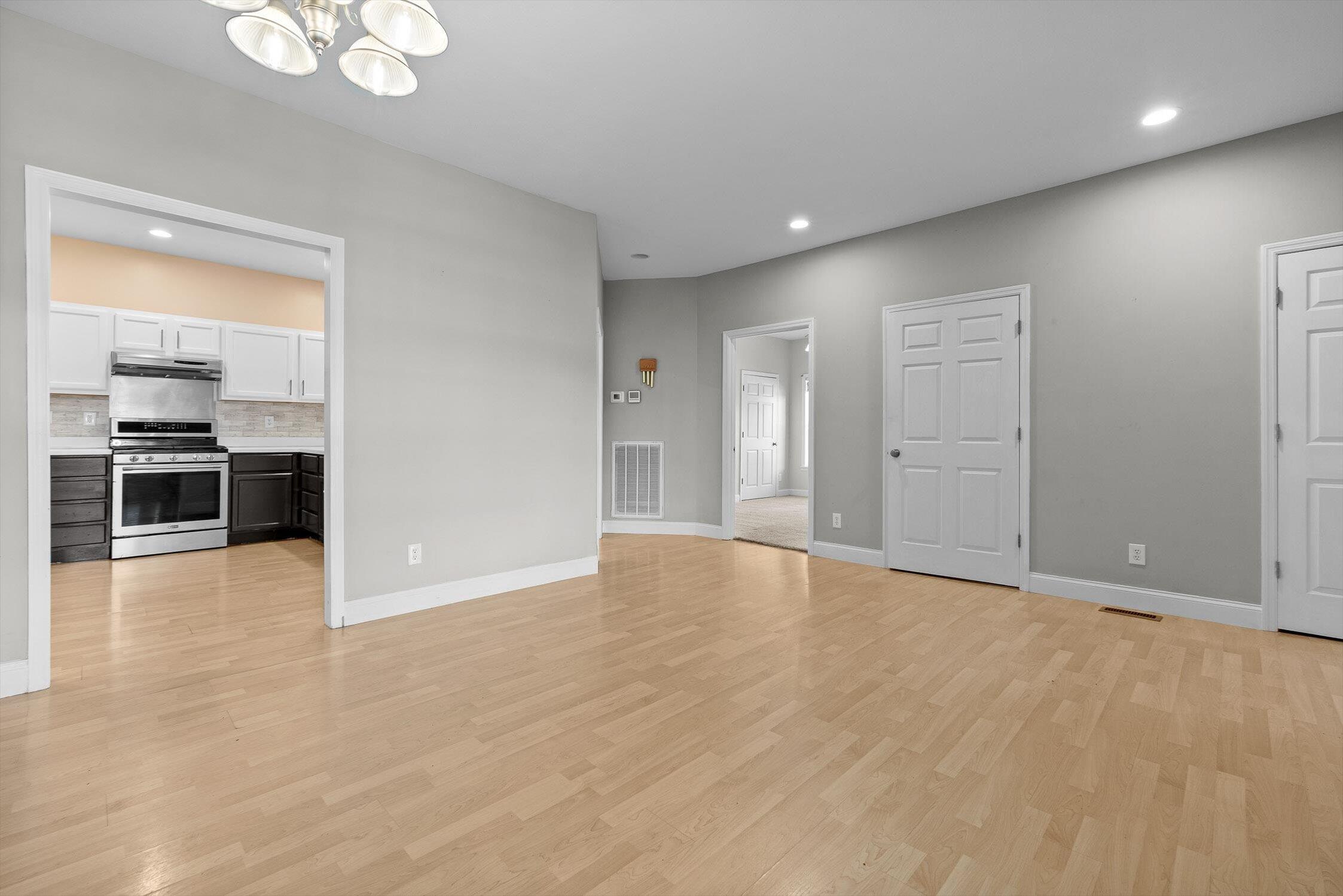 Image 3: 30 Big Cedar Drive - A