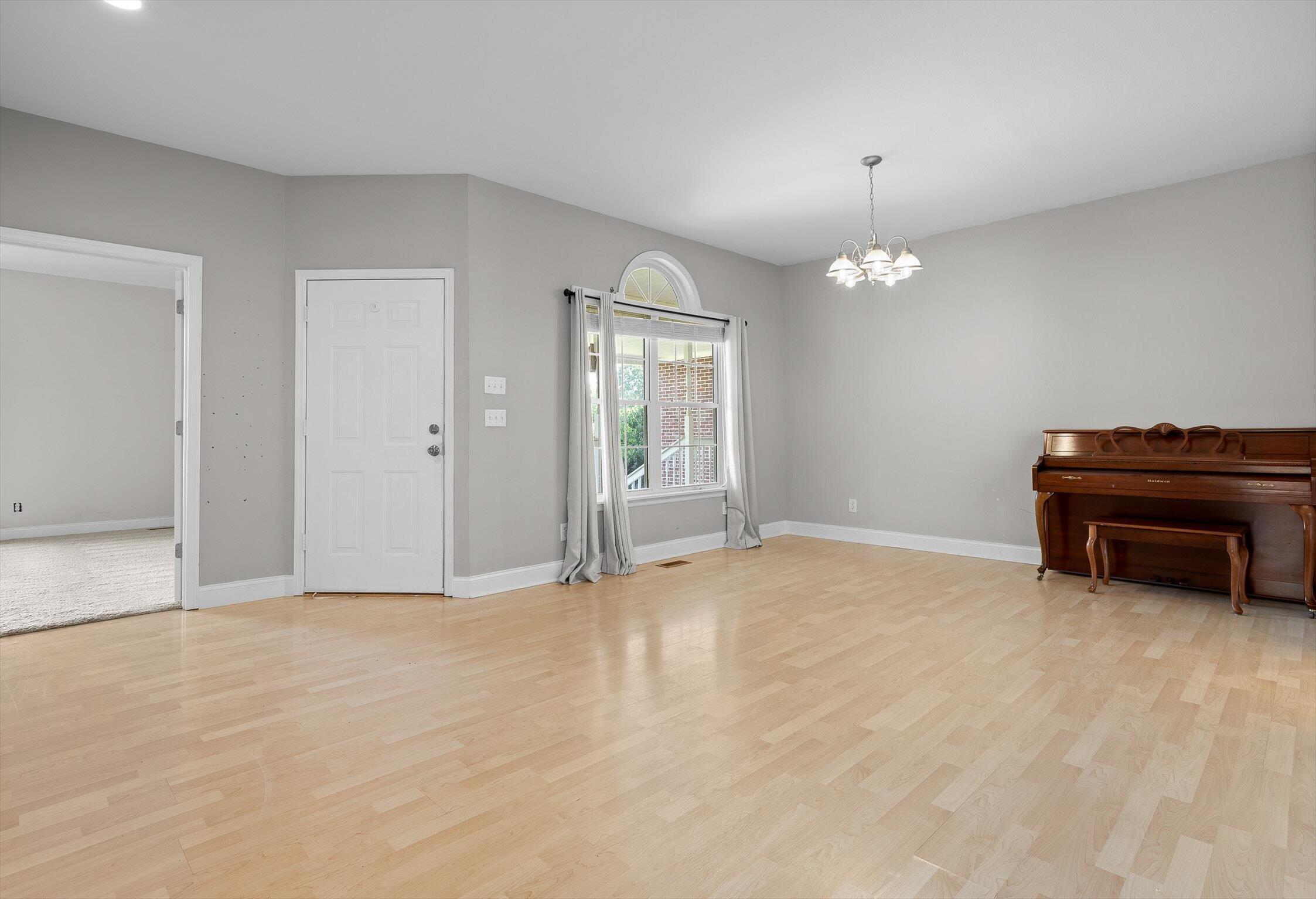 Image 4: 30 Big Cedar Drive - A