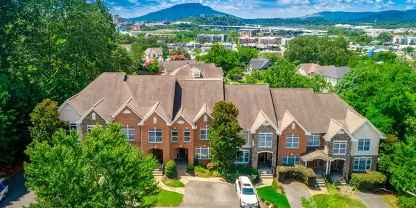 216 Shady Ridge Lane
