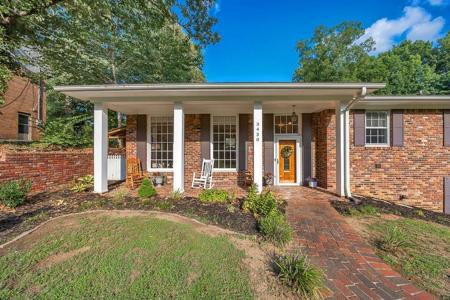 3430 Dogwood Trail NW