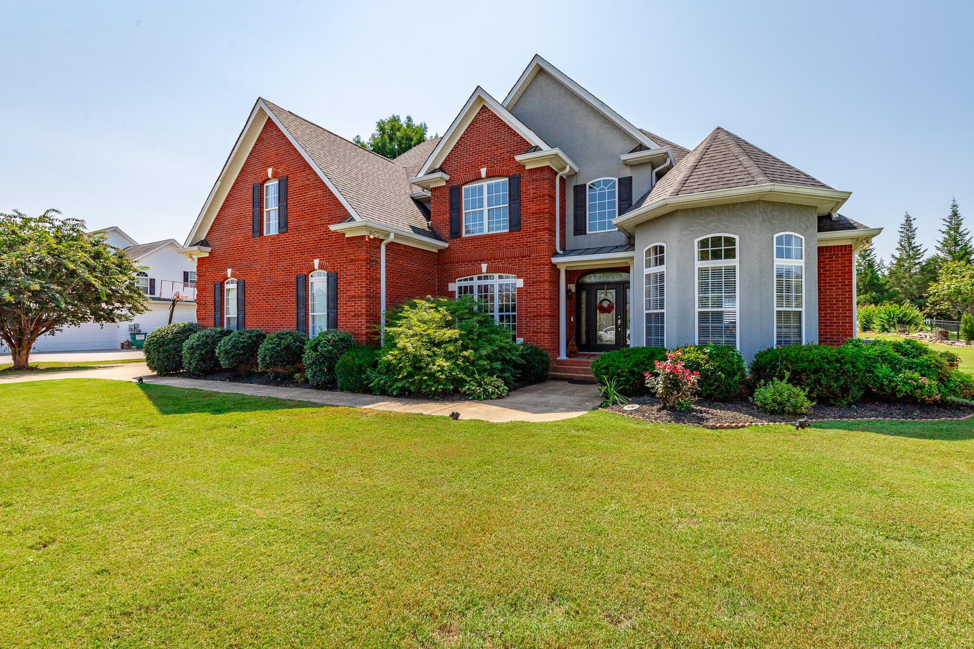 Image 2: 30 Clover Drive HD-3