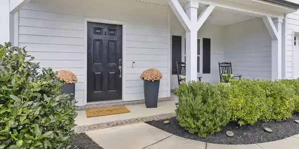 Image 3: Covered porch