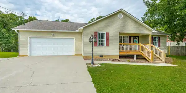 Image 2: 696 Taylor Broome Road HD-16