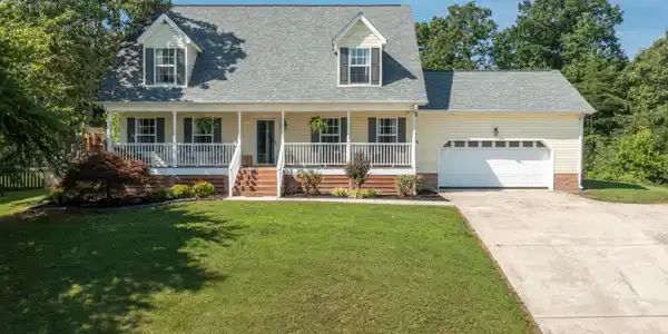 1004 Chariot Drive