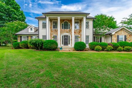 1834 Bay Pointe Drive