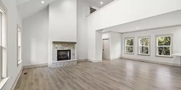 Image 2: Living Room