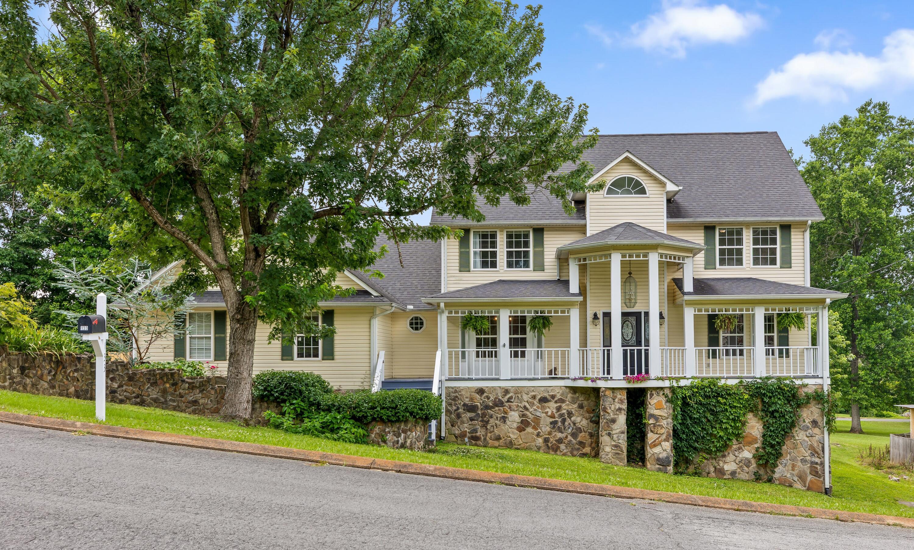 Image 1: MW Front of House A