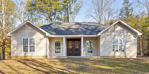 250 Doyle Lane