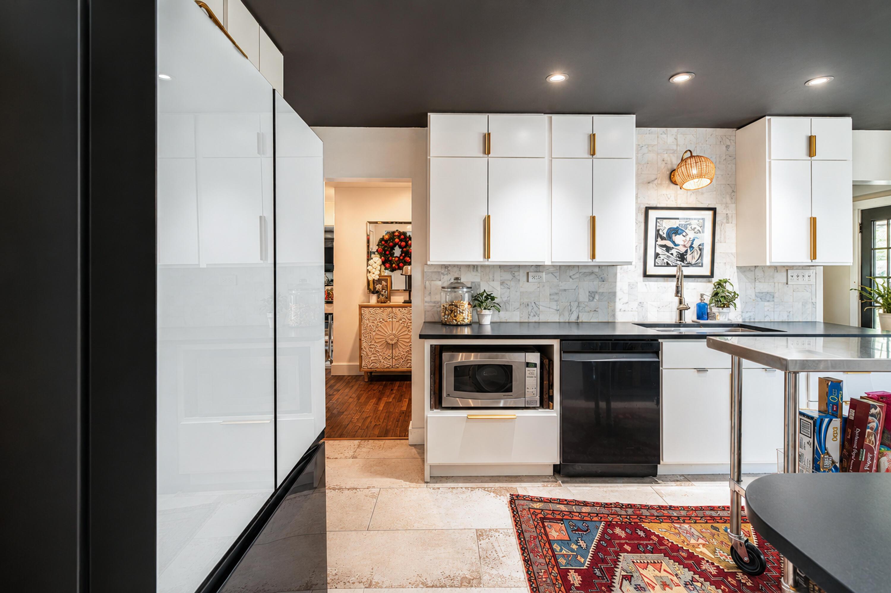 Image 3: 7033 Terry Drive-12