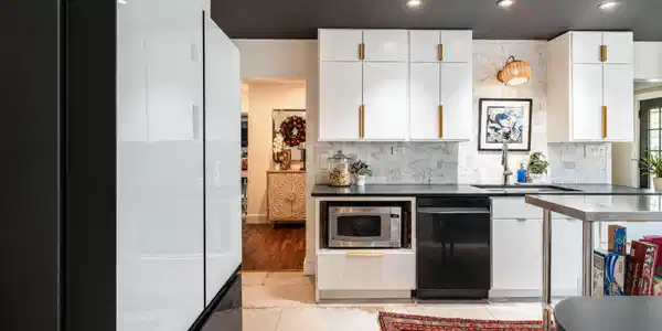 Image 3: 7033 Terry Drive-12