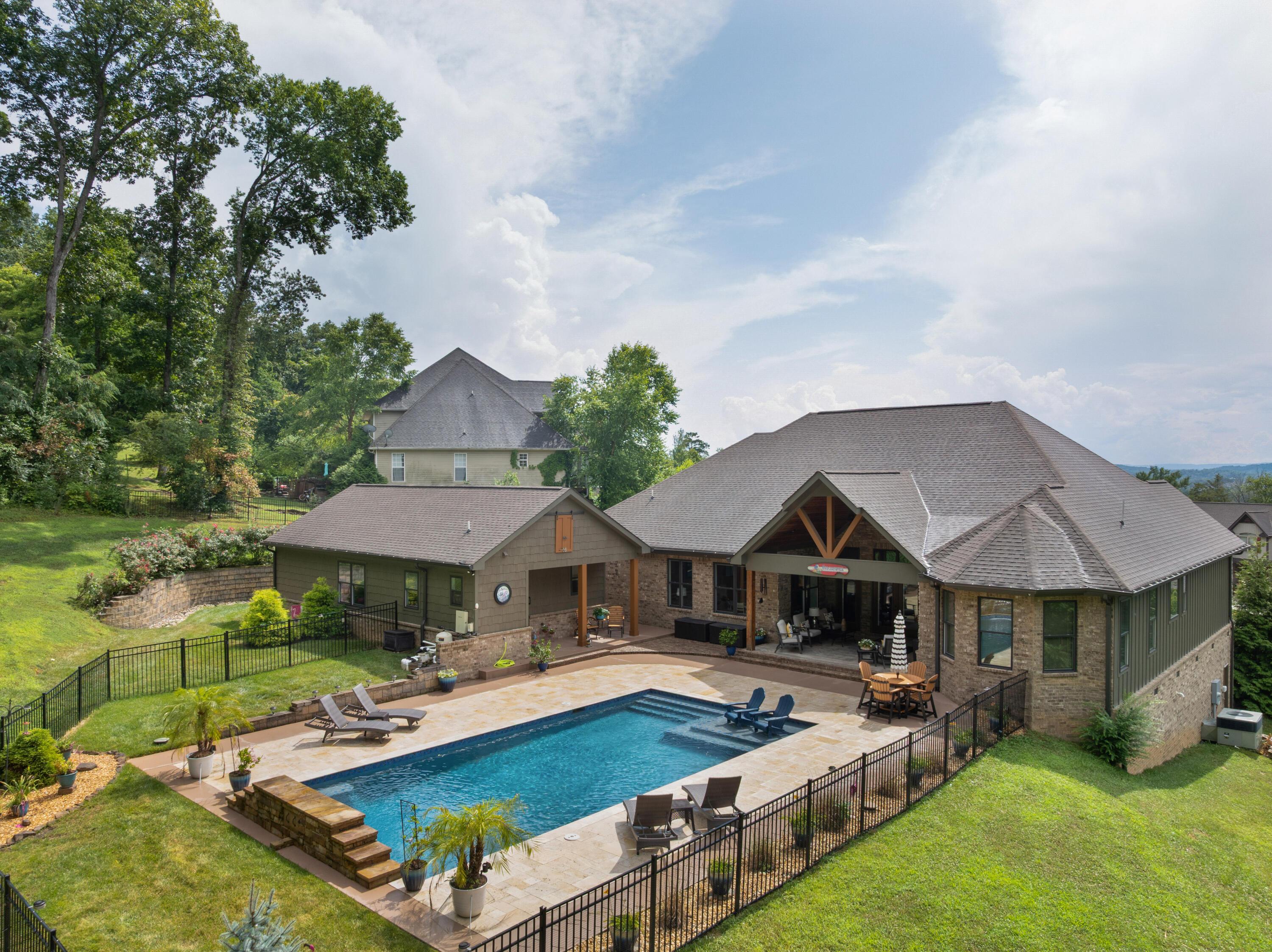 Image 2: 04 - 9047 Sunridge Drive - Coming Soon