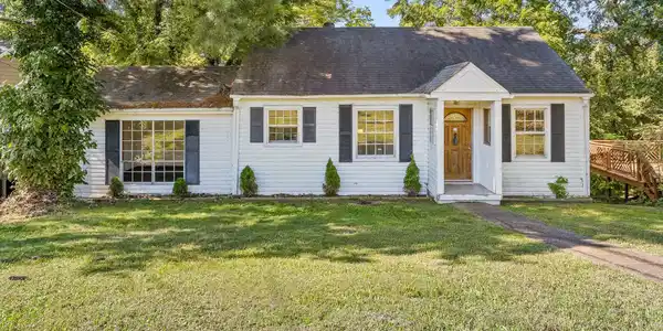 3818 Kingwood Circle