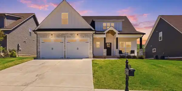 Image 2: 8921 SILVER MAPLE DR