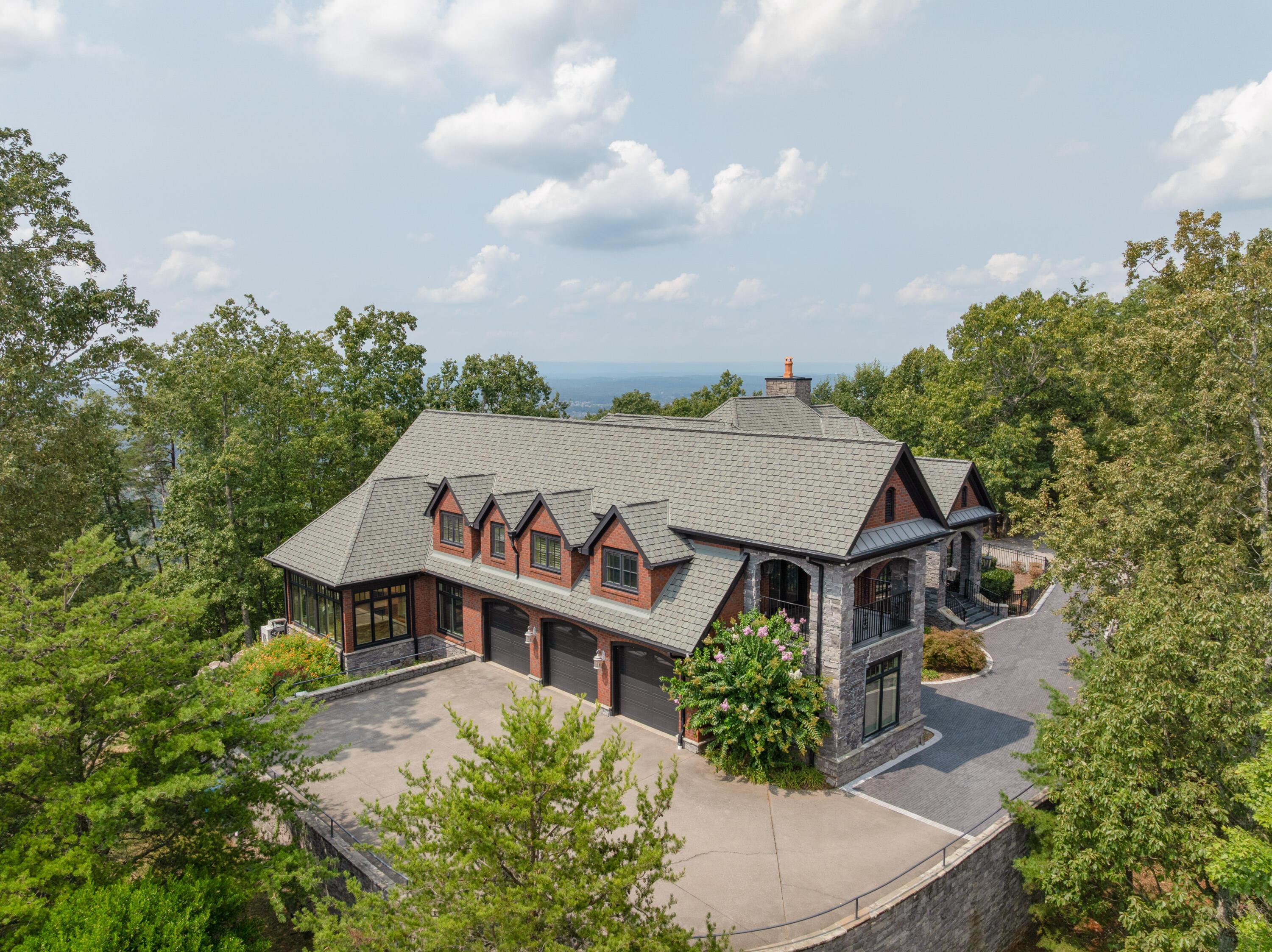 Image 2: 25 - 8441 Balata Dr - Drone