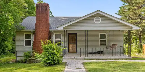 306 Pine Ridge Road