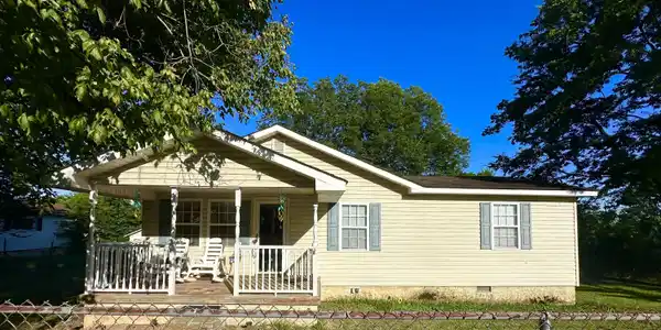 1309 Holly Avenue