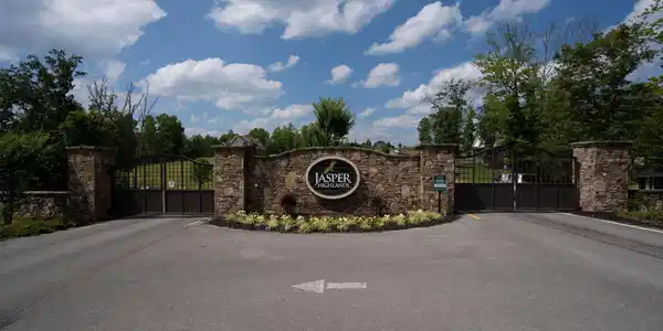 2700 Crockett Pointe