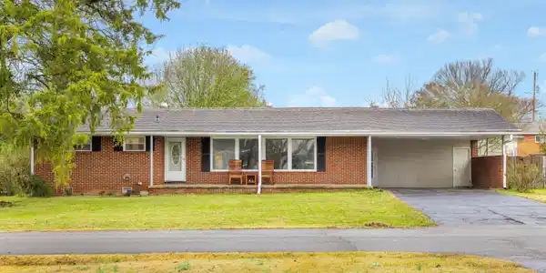 6116 Nottingham Drive